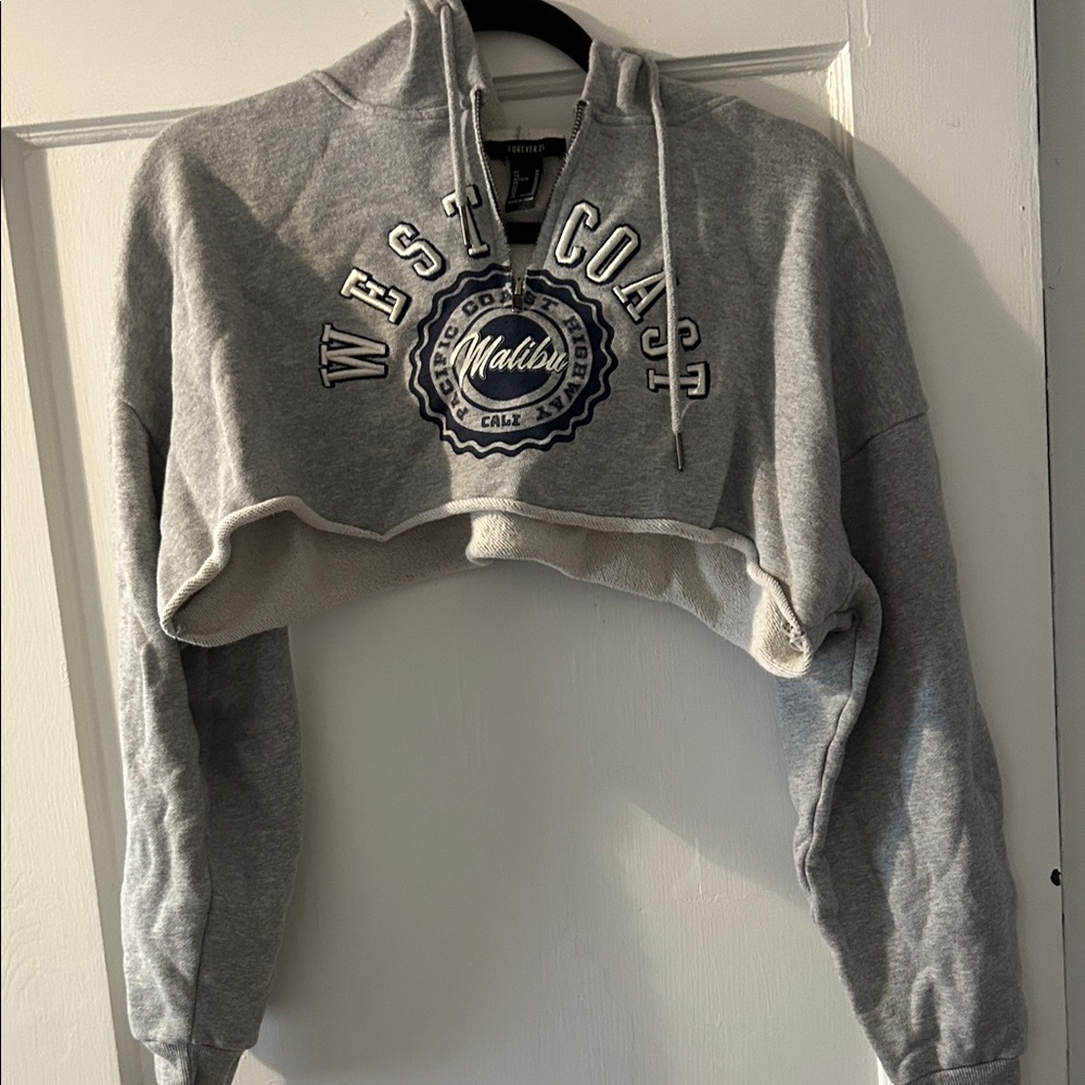 Forever 21 Grey Cropped Hoodie Sweatshirt with Navy Malibu Graphic